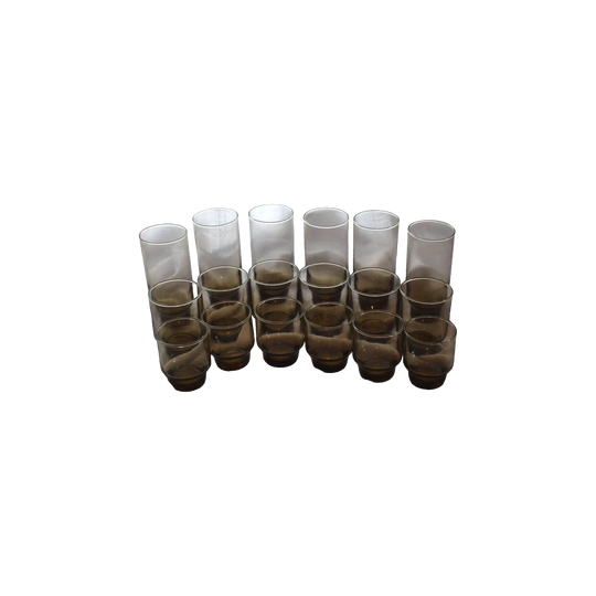 Kaaru “Tasman” 18 piece (Thirsties) boxed set. Glass tumblers - Made in New Zealand. Original packaging Retro glassware