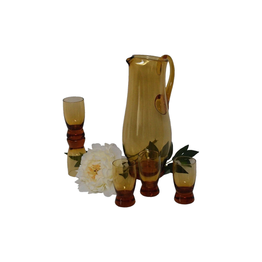 Vintage Amber Glass Jug with 5 footed liqueur/Cordial glasses.