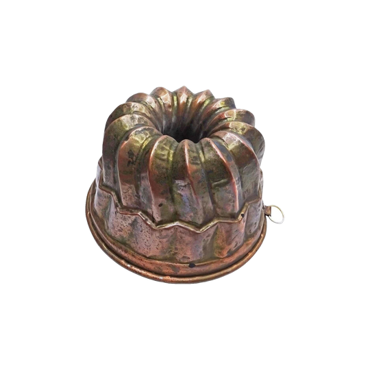 Antique French Kitchen Copper Spiral Cake Mould – 11 x 18 cm