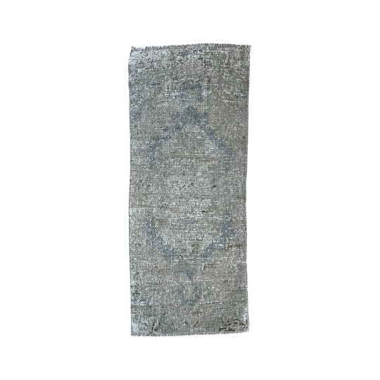 Vintage Isparta Mini Rug, Hand-Knotted Wool, Anatolia Türkiye – 39 x 96 cm