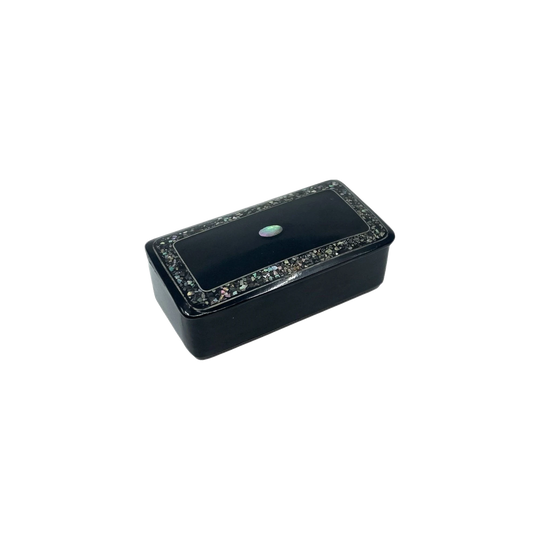 Mini lacquered papier-mâché box