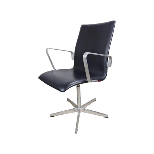 Arne Jacobsen Office Chair