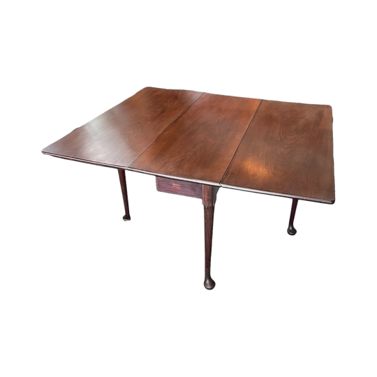 Early Georgian dark mahogany dropside table, c.1730