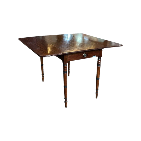 Early Victorian Mahogany dropside table c.1840