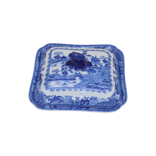 Blue and white willow pattern tureen by Turner