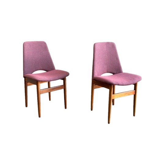 ELITE 1960s Dining Chairs with Teak Cigar Legs – Restored Pair in Aubergine