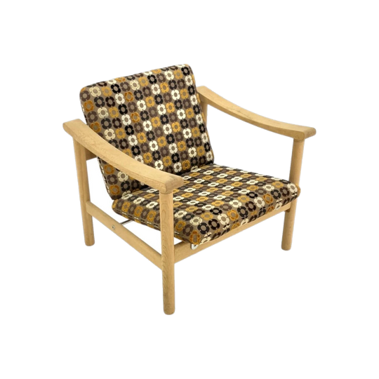 Wegner GE280 Chair in Oak