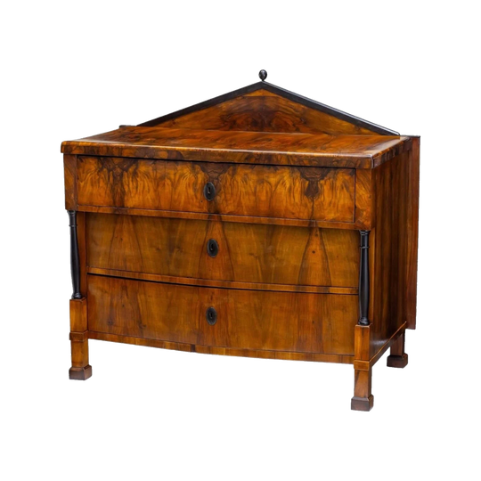 German Biedermeier Walnut Chest of Drawers with Triangular Pediment, c. 1830s