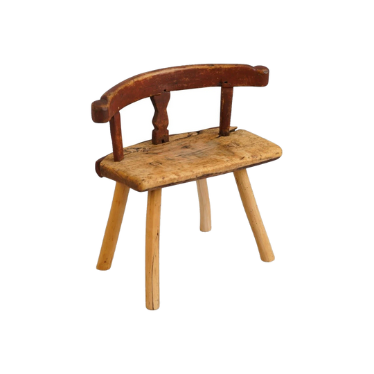 18th-Century Swedish Hand-Carved Pine Milking Stool with Backrest – Primitive Scandinavian Folk Furniture, Traces of Original Red Paint