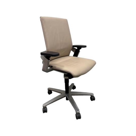 Wilkhahn ON Task Chair – Leather Executive Office Chair on Castors