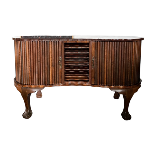 Vintage Mid Century Pilot Jack Walnut Radiogram Cabinet!!