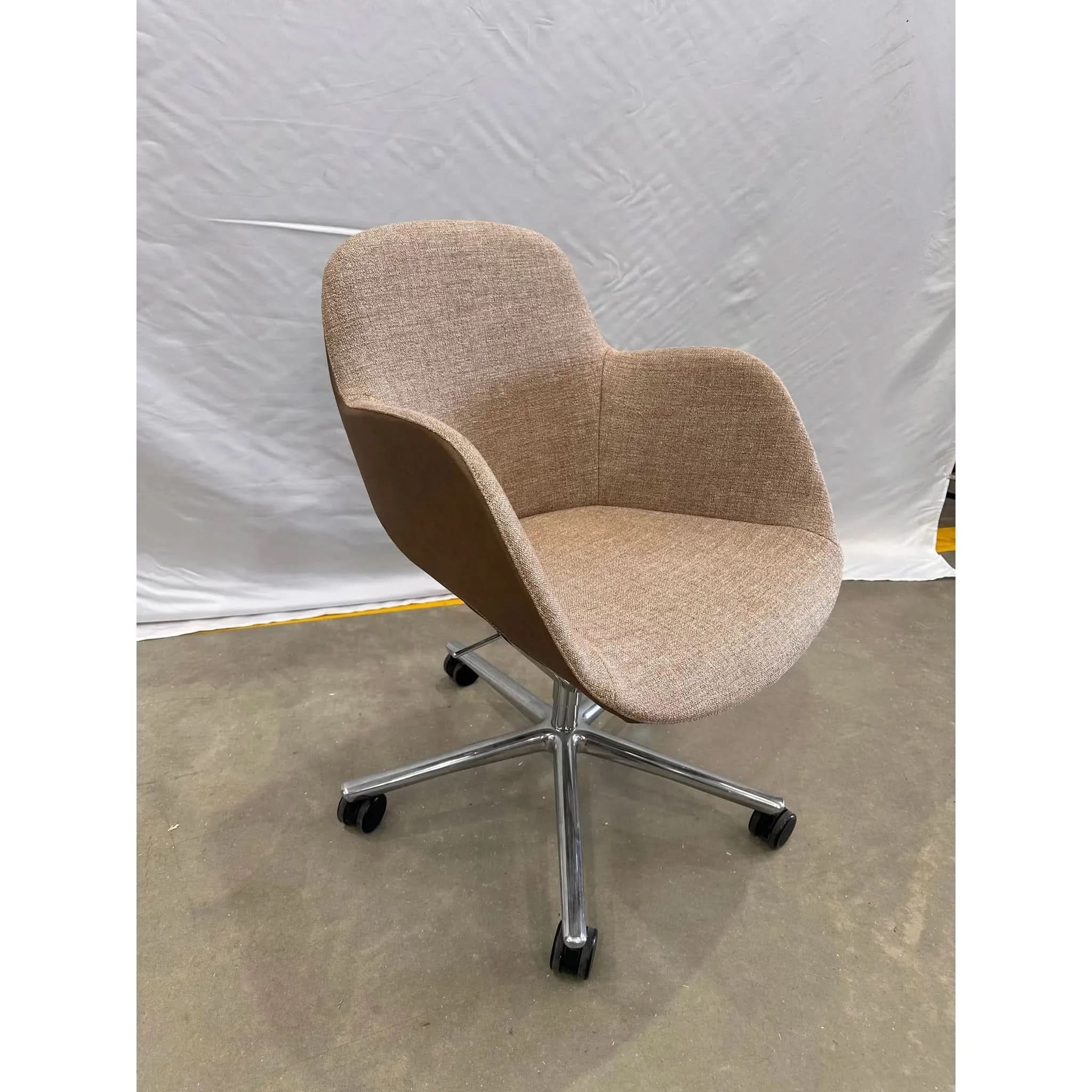 Shop Walter Knoll Sheru Armchair Castors Bazaa