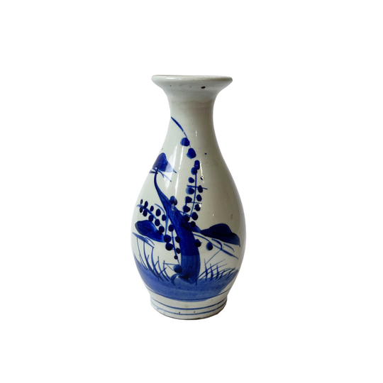 Antique Japanese Blue & White Tokkuri Sake Vase (Meiji Era) – 21.5cm | TOK001
