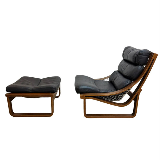 Mid Century Black Vinyl Tessa T4 Lounge Chair With Foot Stool*