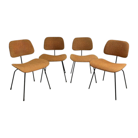 Mid Century Set of 4 Eames DCM Chairs Probably Made by Descon