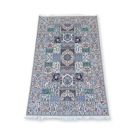 Nain Persian carpet 155 x 255cm