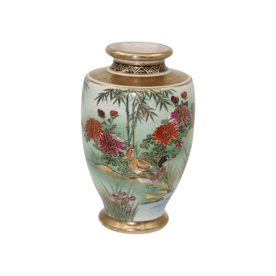 Small Japanese Satsuma hand painted vase