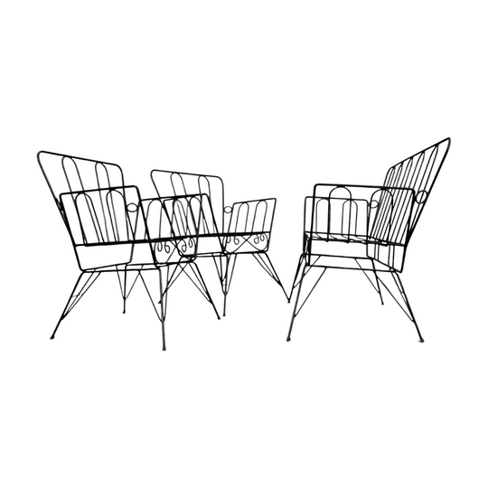 Wrought Iron Garden Suite circa 1960 in the Manner of Italian Florentine Garden Furniture