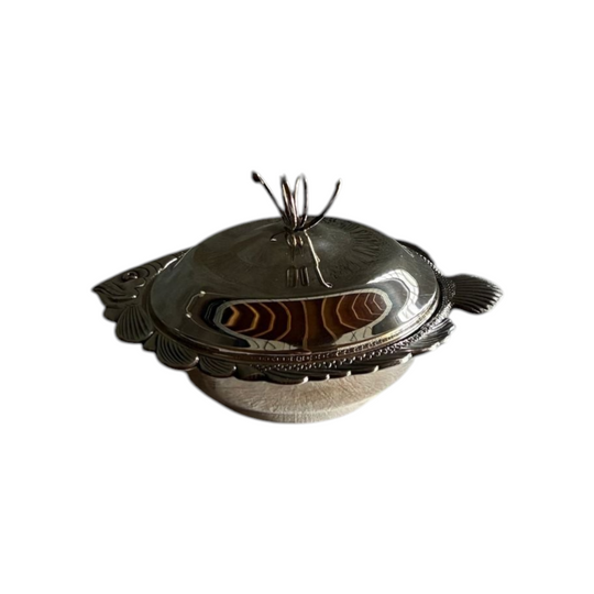 VINERS SILVER-PLATED FISH TUREEN WITH GLASS LINER