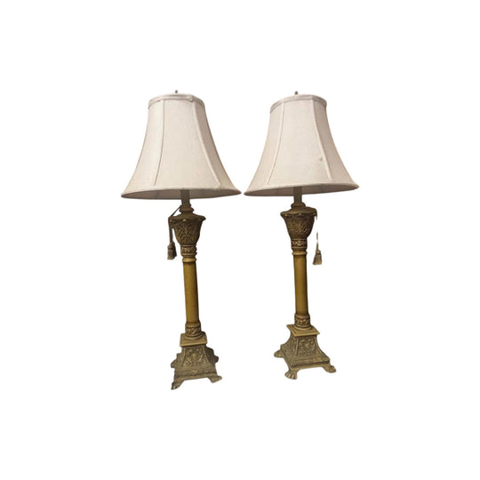 A pair of vintage lamps perfect condition cream color for living room