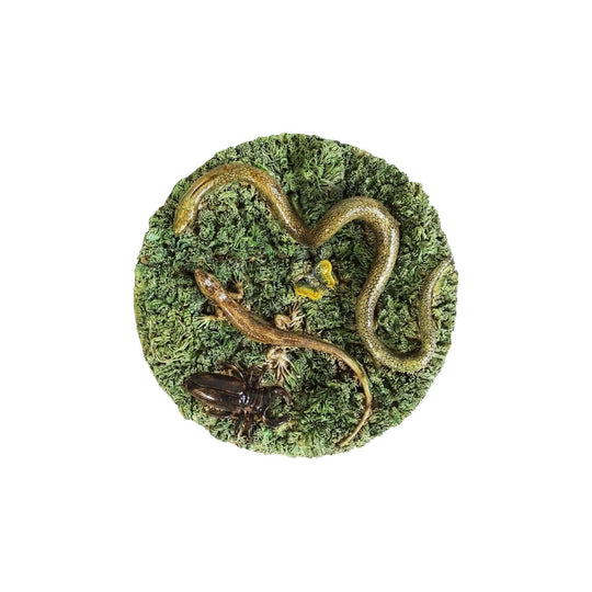 Antique Caldas Palissy majolica plate decorated with reptiles and bugs - MAJ 67