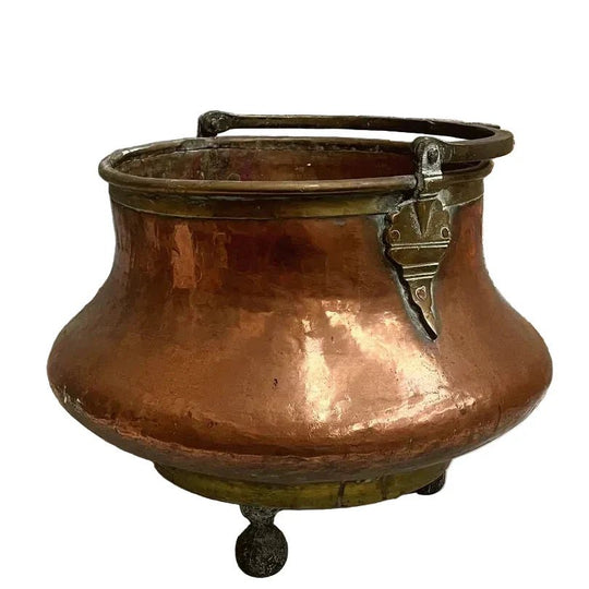 Antique Copper Cauldron with Single Brass Handle and Brass Feet – Fireplace Coal Scuttle