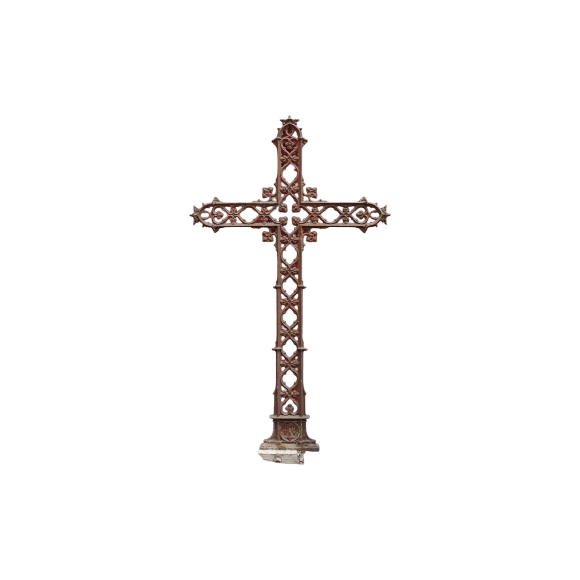 Antique French Wrought Iron Crucifix with Fretwork – Garden Memorial Cross. B12518 | Bazaa | Designer, Vintage and Antique Furniture