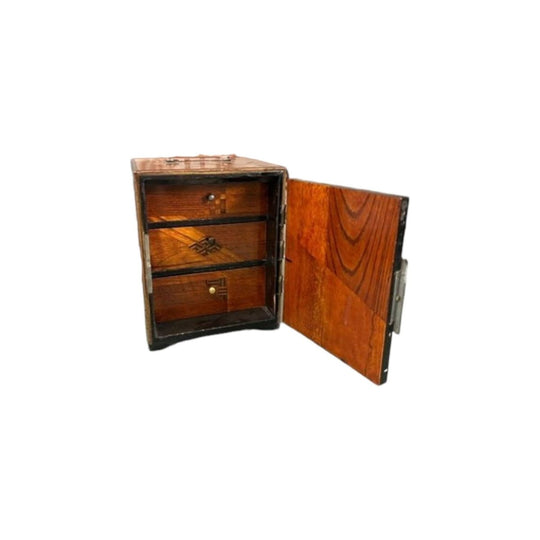 Antique Japanese Meiji Period Jewellery Box.