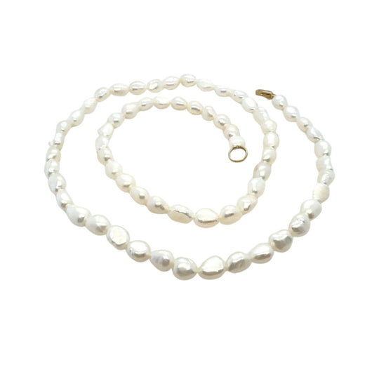 Baroque Pearl necklace