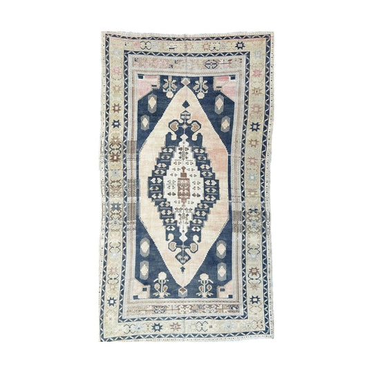 Billie' - 164 x 287cm