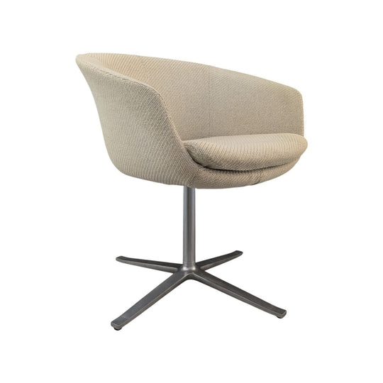 Bob Swivel Armchair | PearsonLloyd for Walter Knoll