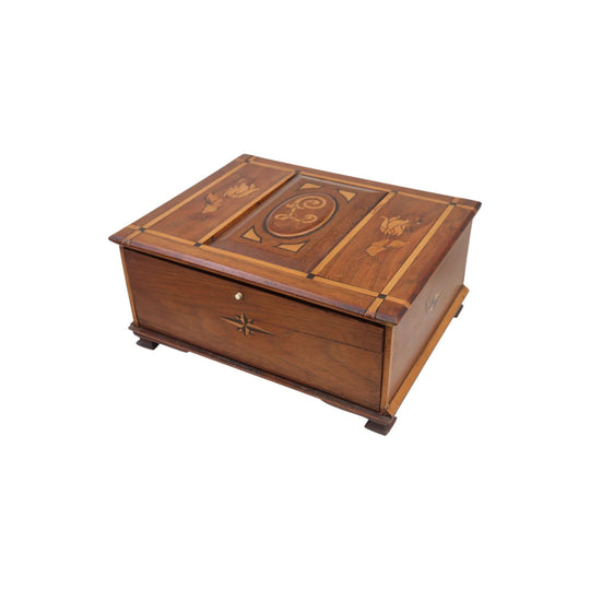 Box made in Knockaloe internment camp Isle of Man 1916