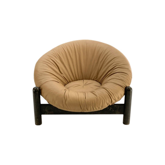 Brazilian Tan Leather and Black Lacquered Frame Easy Chair in the style of Percival Lafer. Brazil. Eternity Design Collections