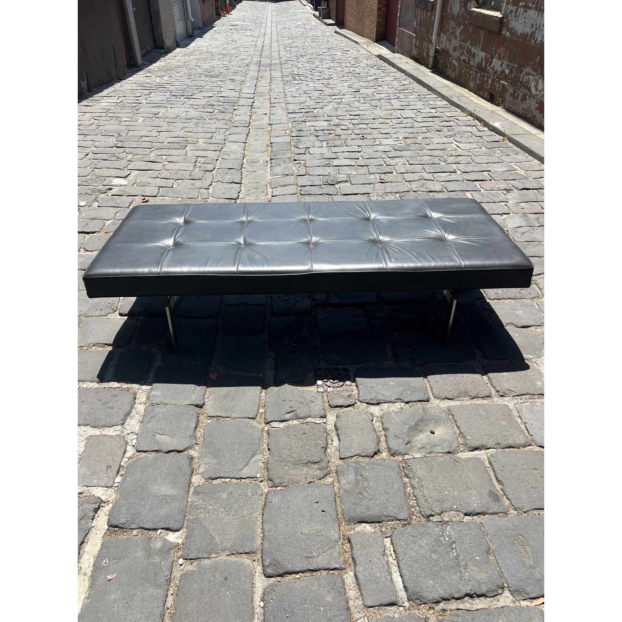 Classic Leather Gallery Bench - Le Corbusier Style | Bazaa | Designer, Vintage and Antique Furniture