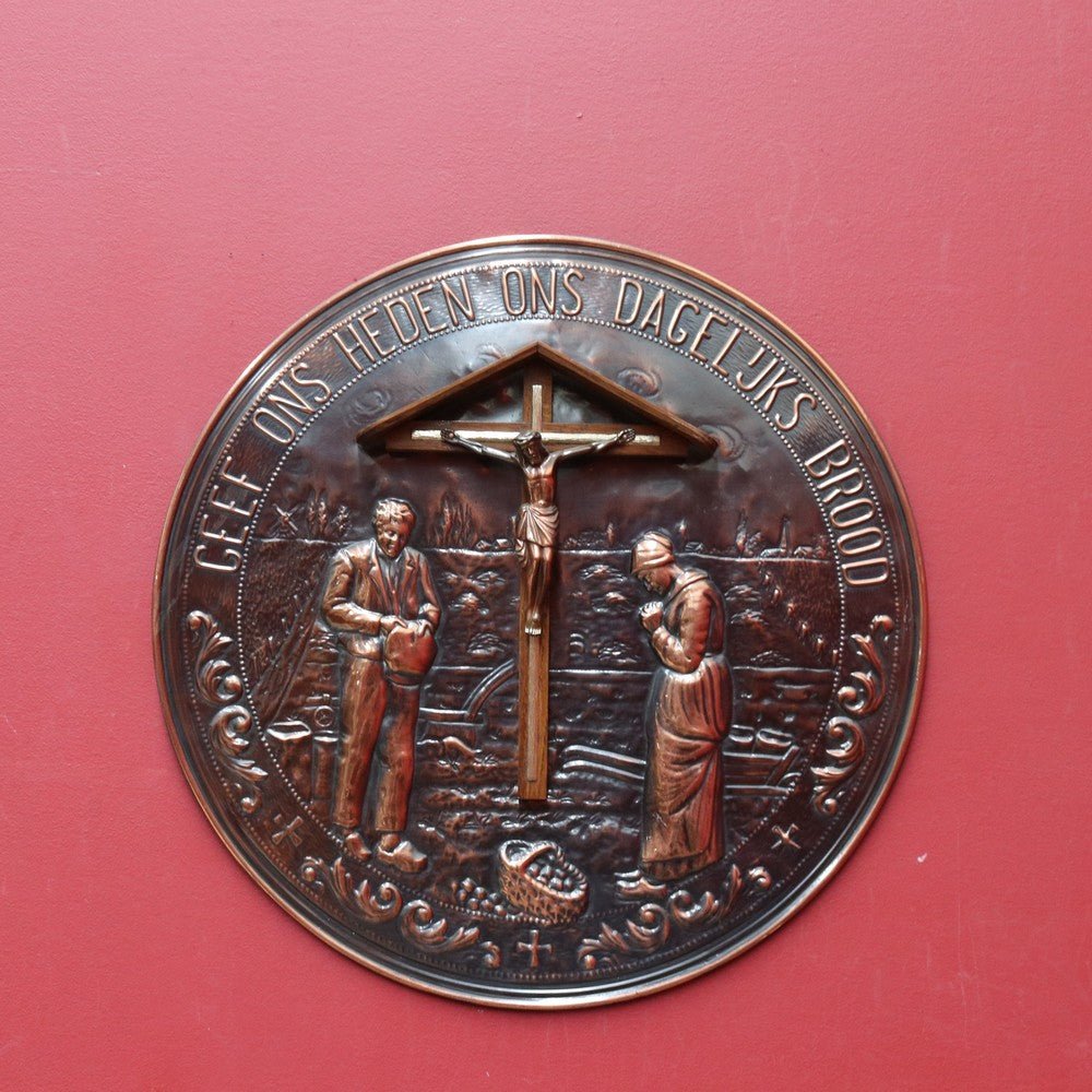 Decorative Dutch Copper Wall Hanging with Religious Scene Crucifix and Inscription. B12858 | Bazaa | Designer, Vintage and Antique Furniture