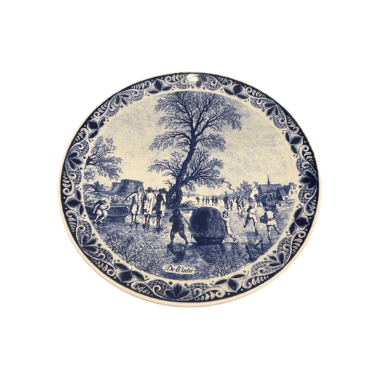 Delfts Chemkefa "De Winter" Wall Plates | Antique Decor