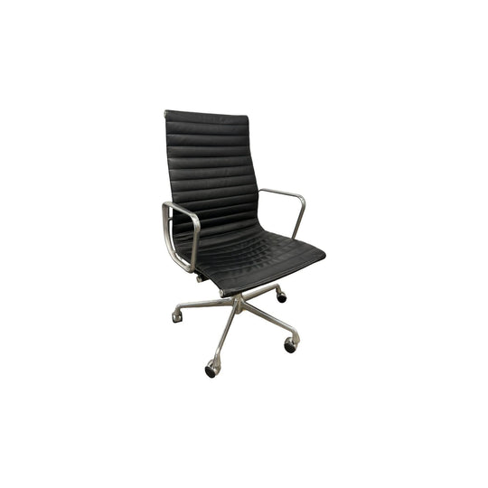 Eames Aluminum Group Executive High back Chair – Designed by Charles & Ray Eames