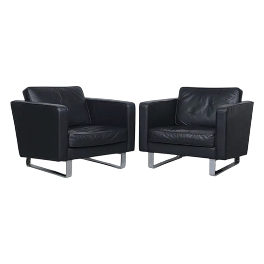 EJ 56 by Erik Jørgensen manufactured by Woodmark