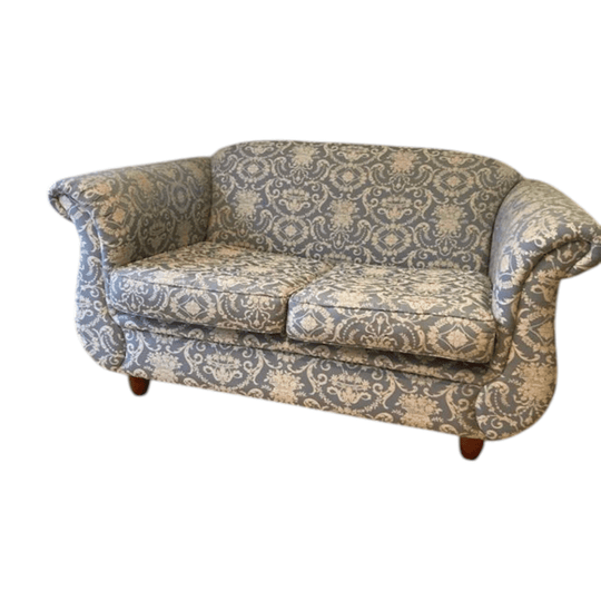 EXQUISITELY BEAUTIFUL  BESPOKE CUSTOM MADE VENICE 2 SEATER