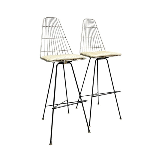 Framac Wire Bar Stool With Fleur De Lis Pattern