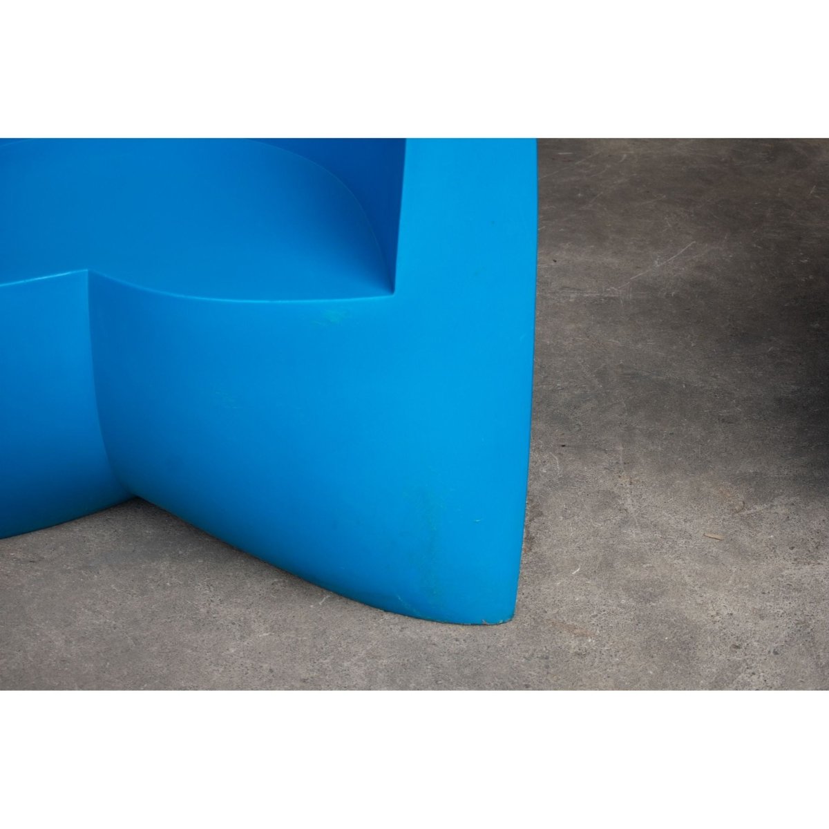 Frank Gehry for Heller Gehry Easy Chair – Sculptural Armchair, Indoor/Outdoor (3 Available) | Bazaa | Designer, Vintage and Antique Furniture