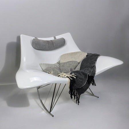 Fauteuil rocking chair de Thomas Pedersen modèle Stingray pour Fredericia Fauteuil rocking chair de Thomas Pedersen modèle Stingray pour Fredericia