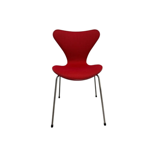 Fritz Hansen Series 7 Chairs – Red Fabric (Model 3107)