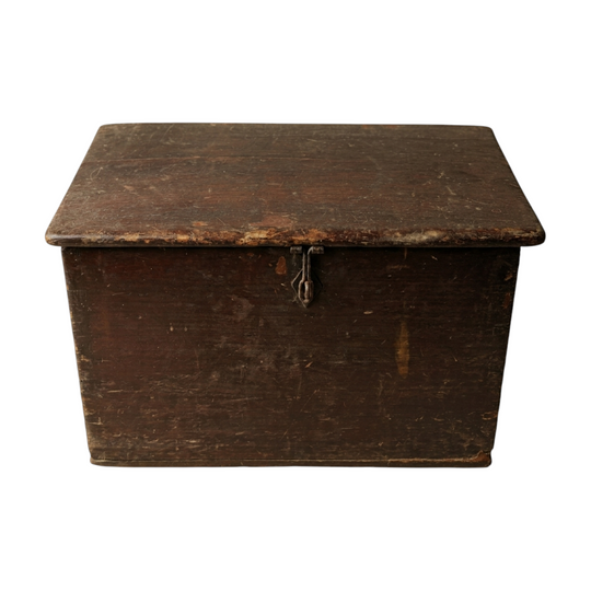 1671: Antique Rustic Wooden Storage Chest