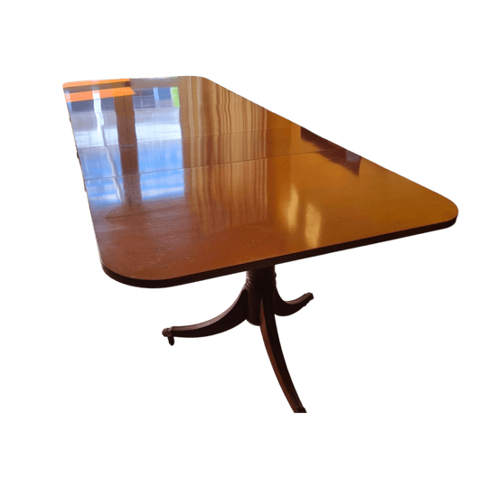 Grand Georgian Reproduction Mahogany Dining Table – Extends to 3.16m