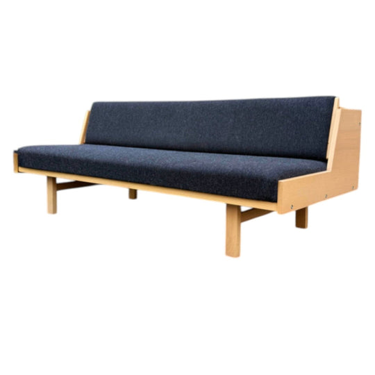 Hans Wegner GE-258 Sofa for Getama