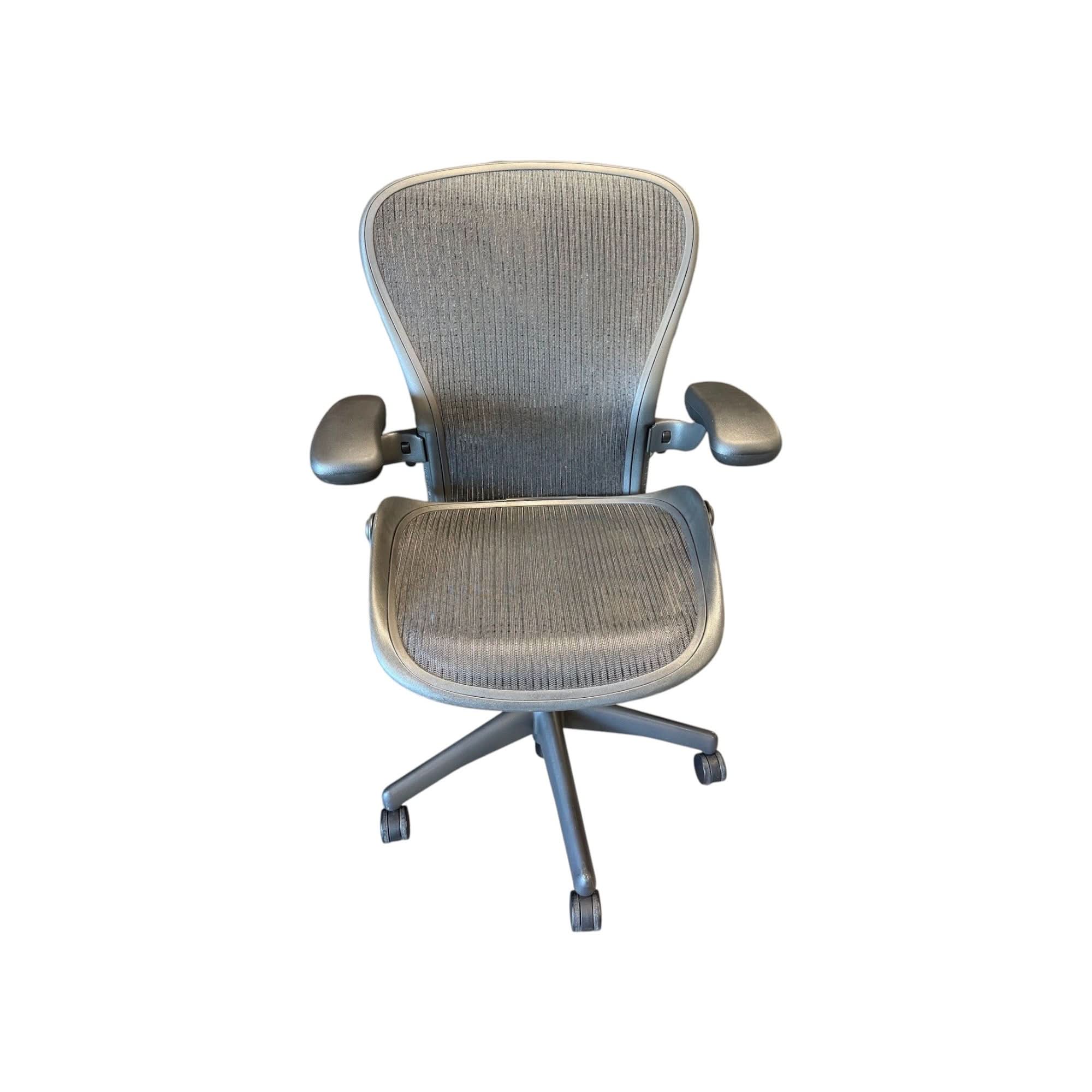 Herman miller Aeron with Armrest - Graphite (Size C) | Bazaa | Designer, Vintage and Antique Furniture