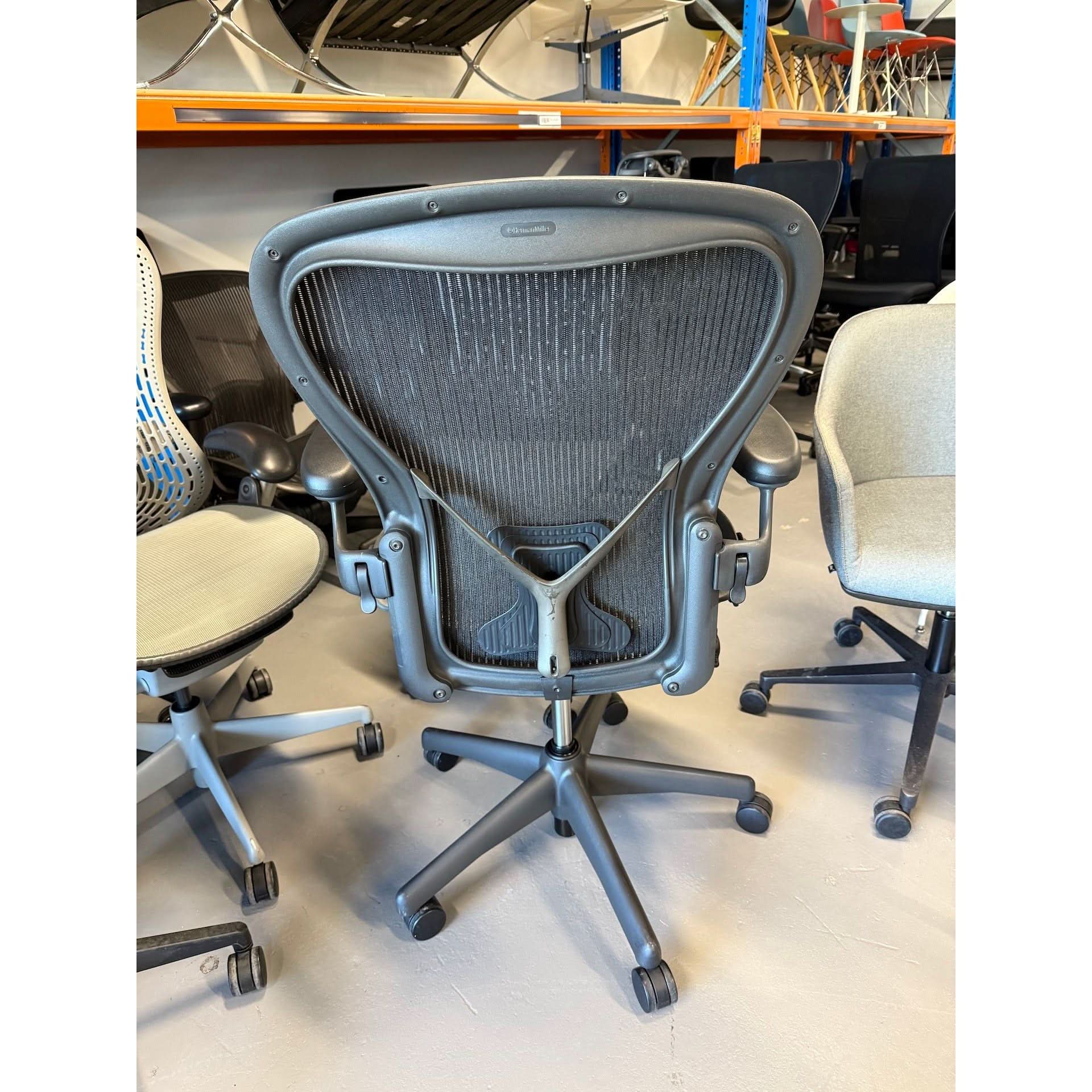 Herman miller Aeron with Armrest - Graphite (Size C) | Bazaa | Designer, Vintage and Antique Furniture