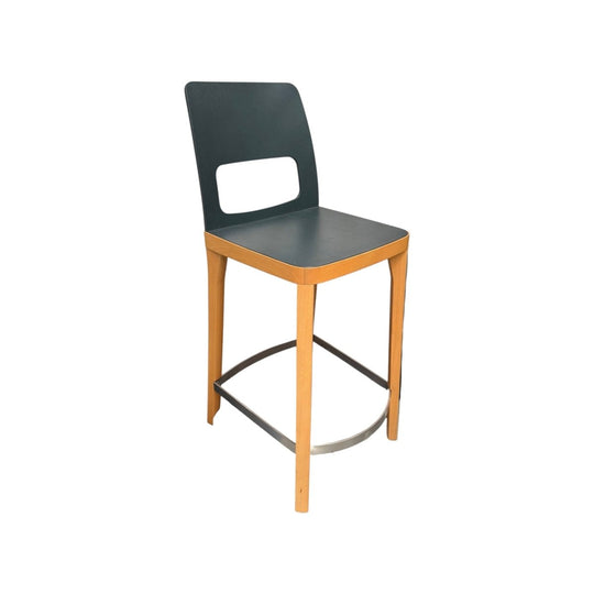 Hussl ST6N Barstool by Arge2