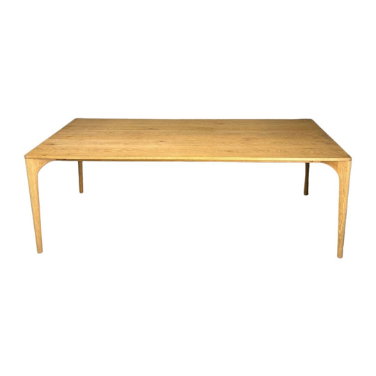 Huxley Curve Dining table oak